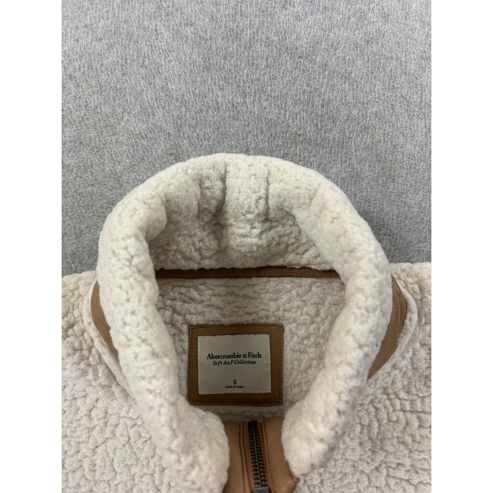 Abercrombie & Fitch SHERPA Full Zip Winter Jacket (Women's Small) White - Picture 3 of 12
